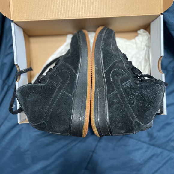 AIR FORCE 1 HIGH LV8 (GS) Size 7y - Picture 6 of 9